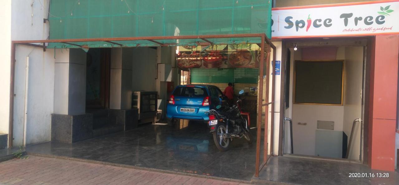 City Palace Hotel होटल सिटी पैलेस Nashik Exterior foto